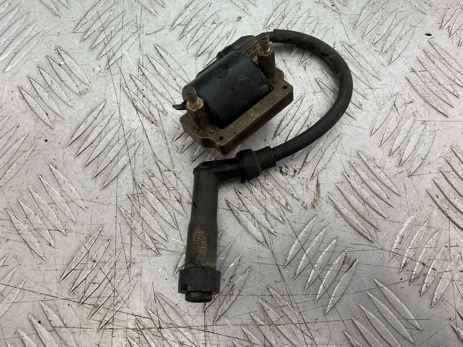 KAWASAKI KLR250 KLR 250 COIL AND CAP   YEAR 1984-2001 (CMB1225)