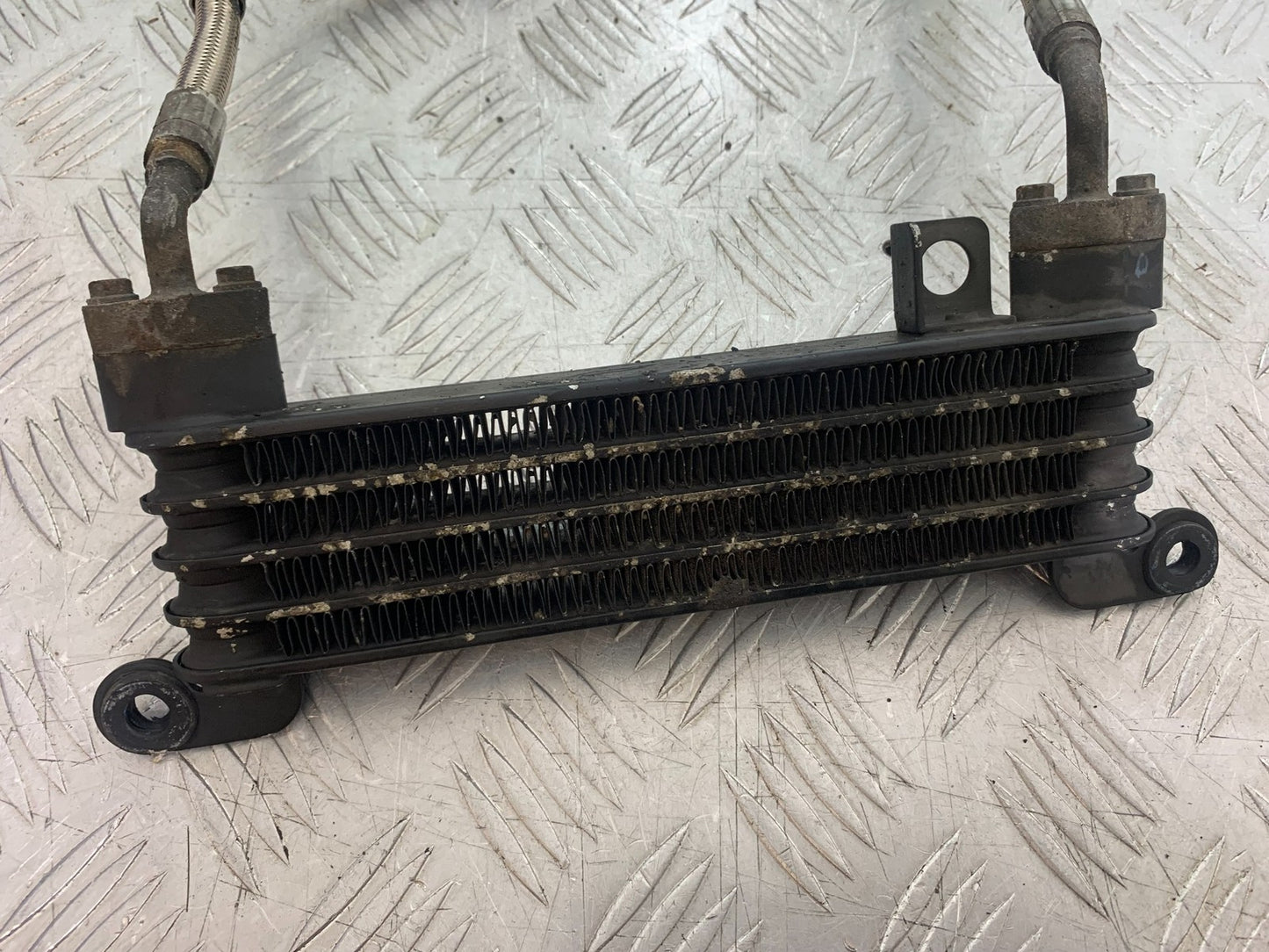 TRIUMPH 1050 SPRINT GT OIL COOLER AND LINES YEAR 2010-2016 (CMB1250)