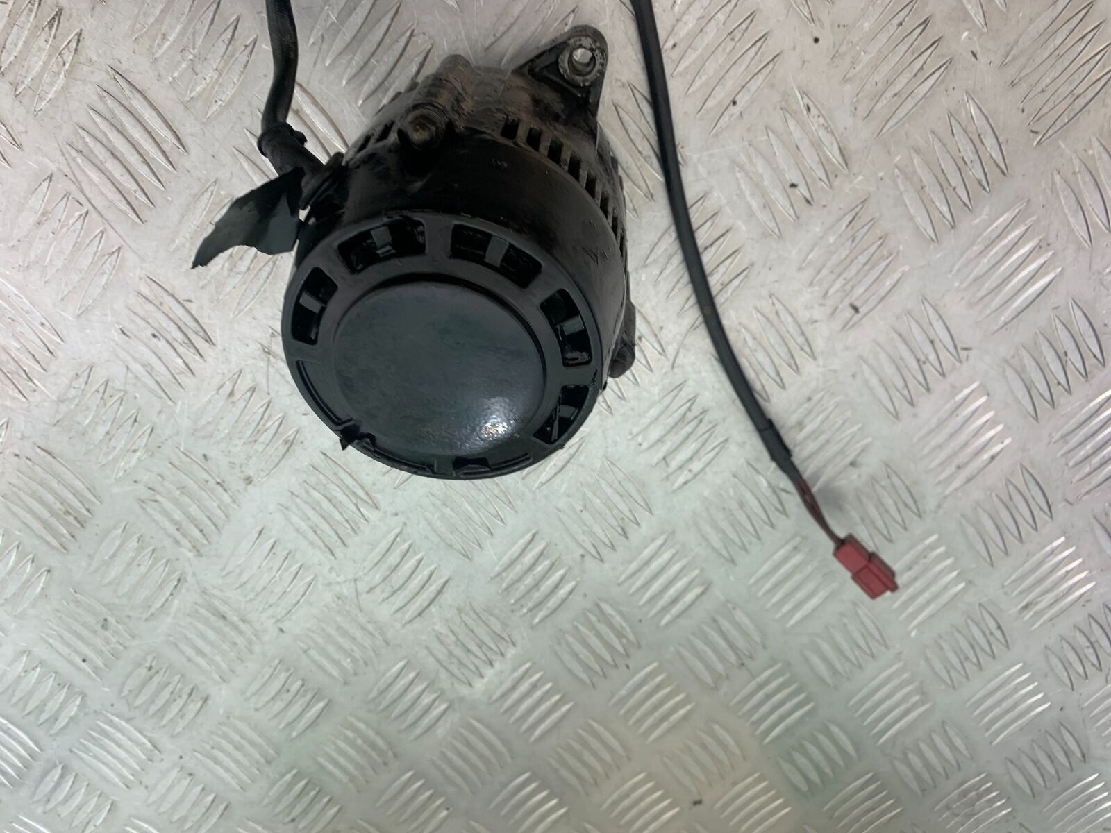 YAMAHA FJ1100 FJ 1100 ALTERNATOR  YEAR 1984-1985 (CMB1101)