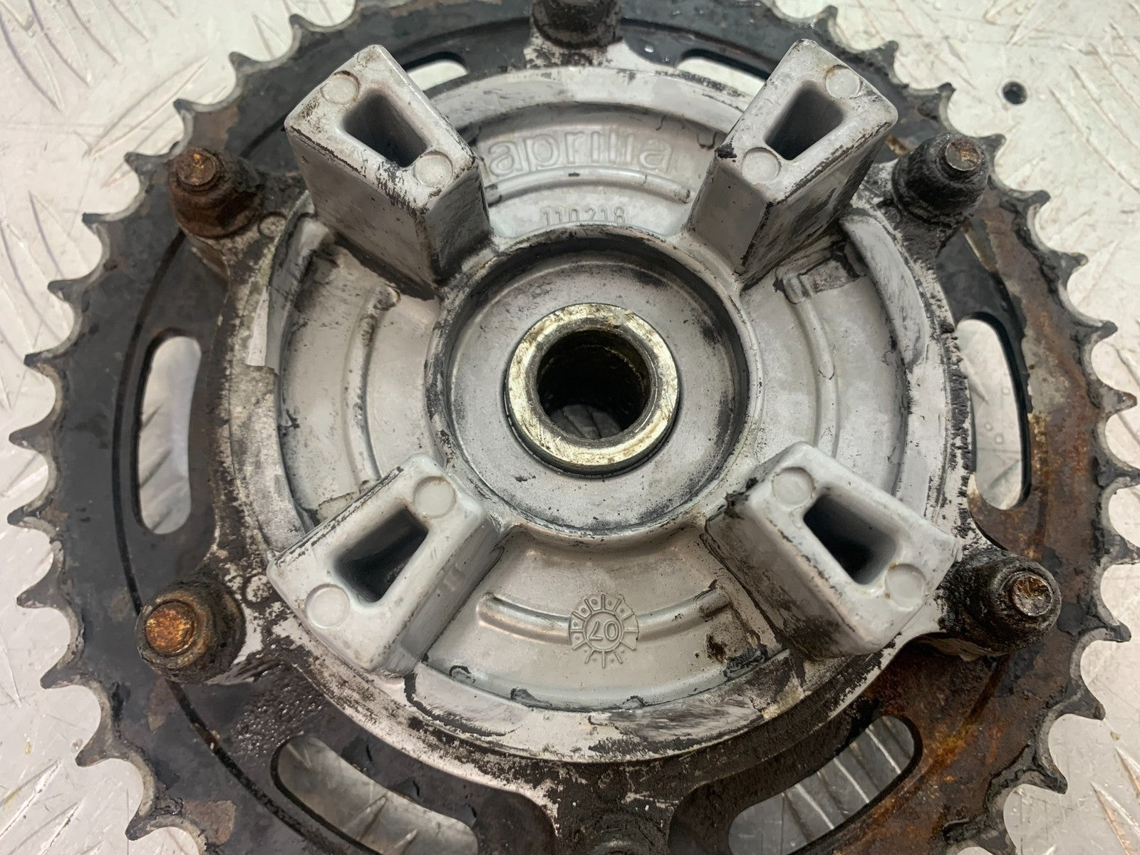 APRILIA 650 PAGASO STRADA REAR SPROCKET CARRIER   YEAR 2005-2010 (CMB1260)