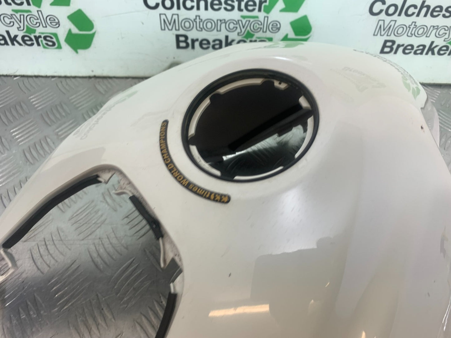 APRILIA SL750 SL 750 SHIVER TANK COVER  YEAR 2008-2016 (CMB1242)
