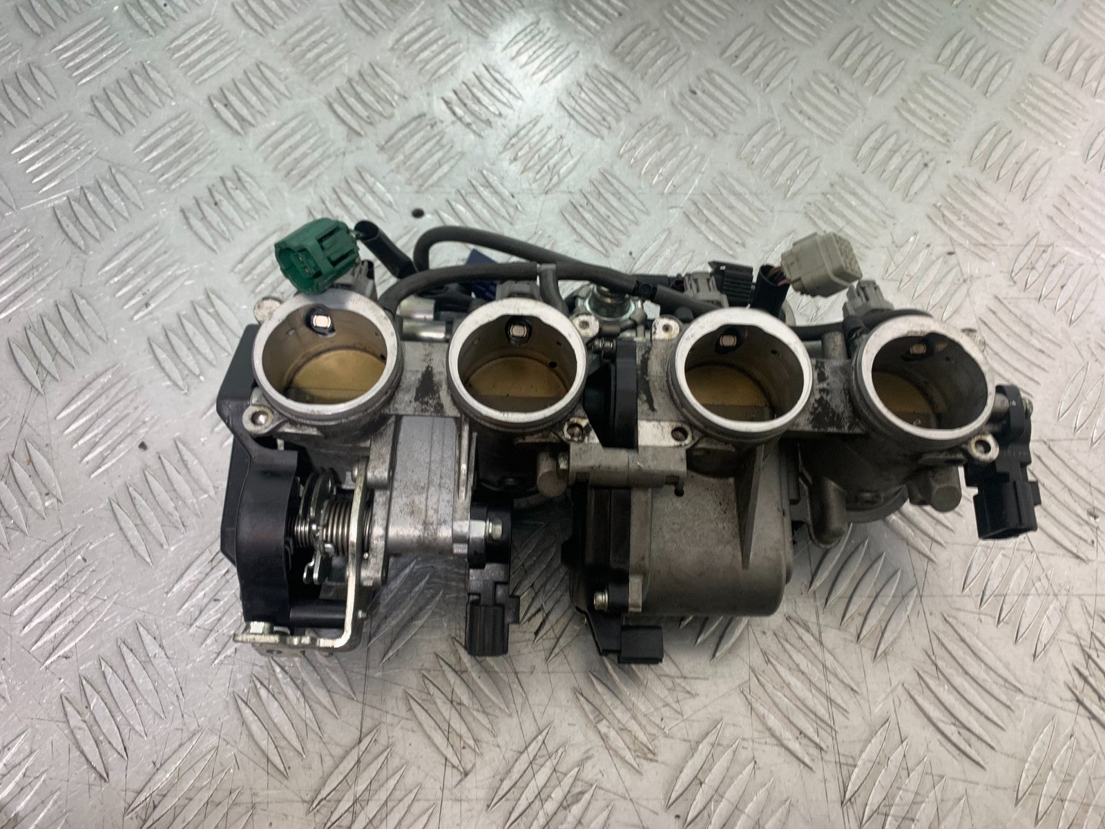 YAMAHA YZF R1 4C8 THROTTLE BODIES  YEAR 2007-2008 (CMB1237)