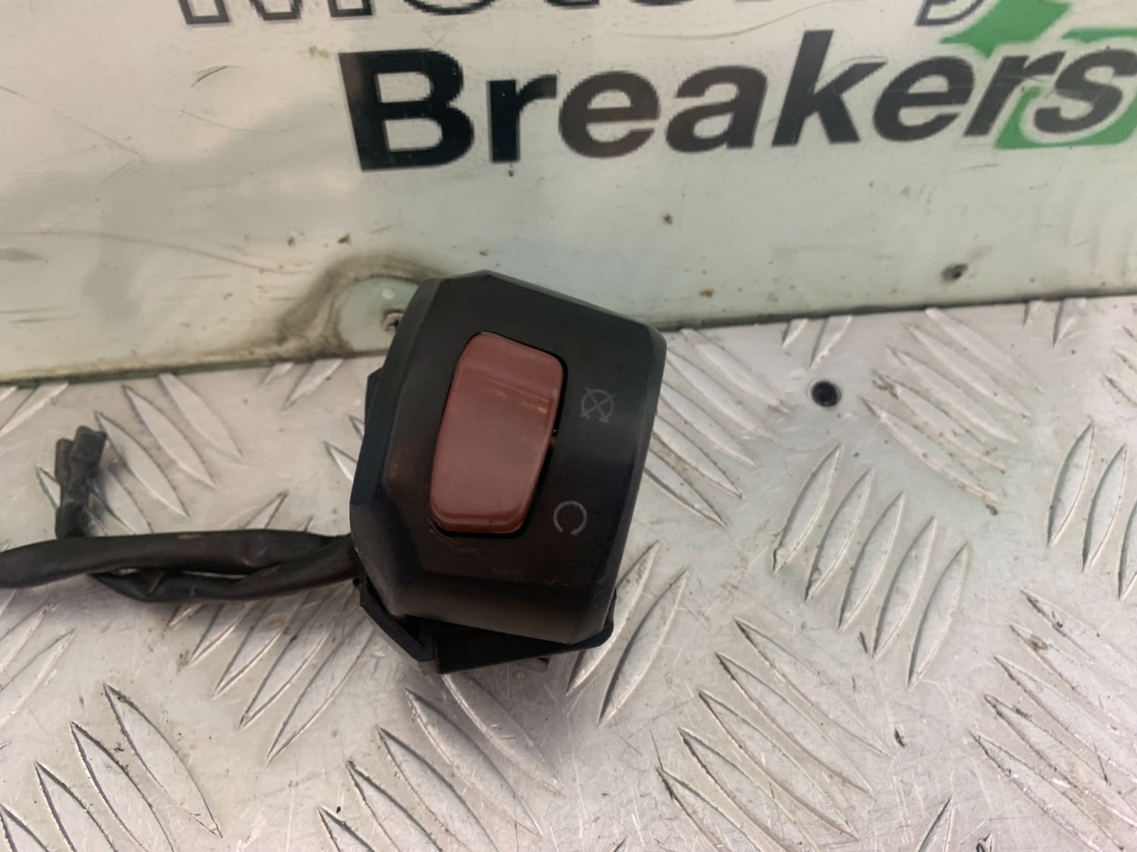 ROYAL ENFIELD HIMALAYAN 411 RIGHT SWITCH GEAR  YEAR 2018-2023 (CMB1322)