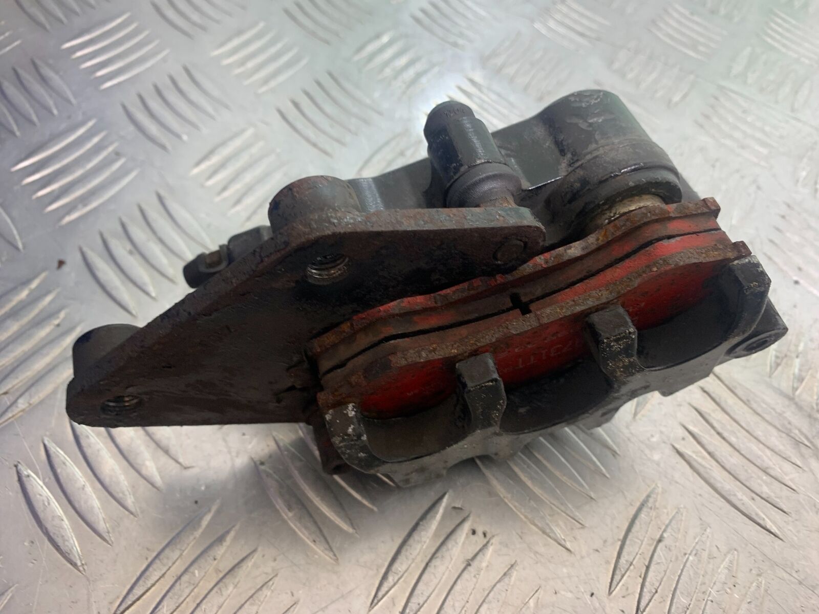 SINNIS TERRAIN 125 FRONT CALIPER  YEAR 2018 (CMB1123)