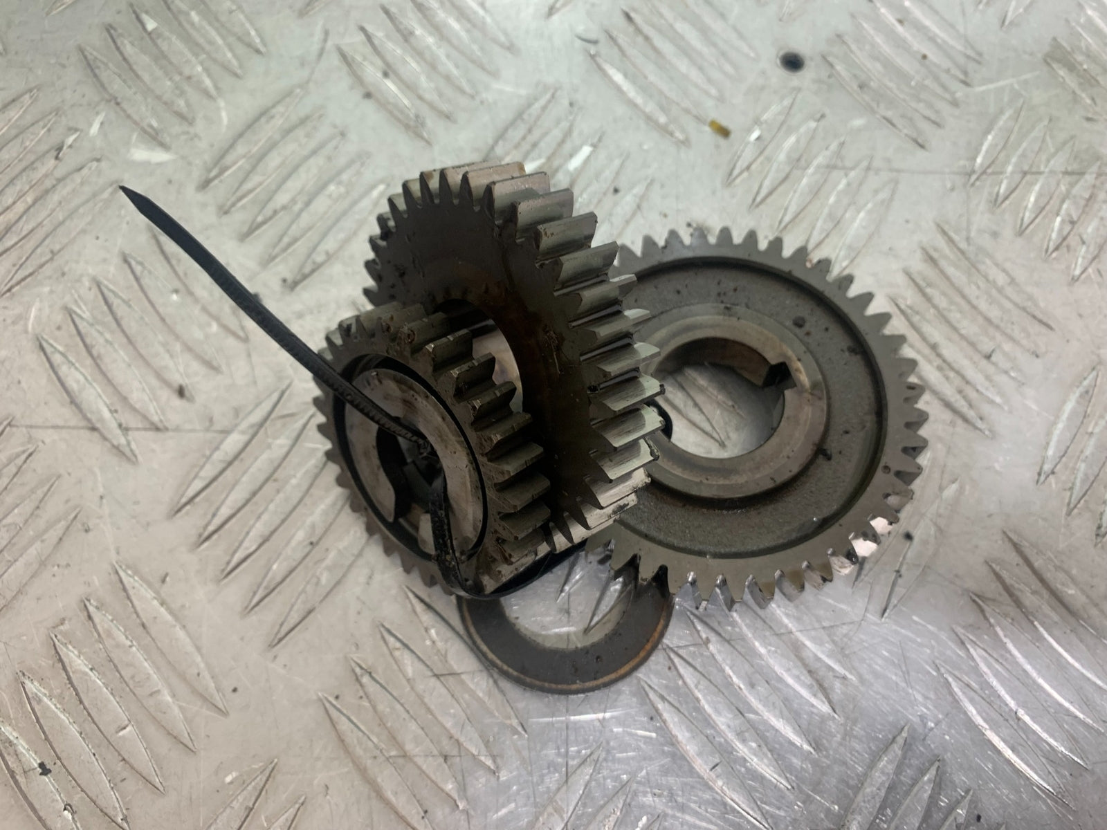 APRILIA 650 PAGASO STRADA ENGINE GEARS    YEAR 2005-2010 (CMB1057)