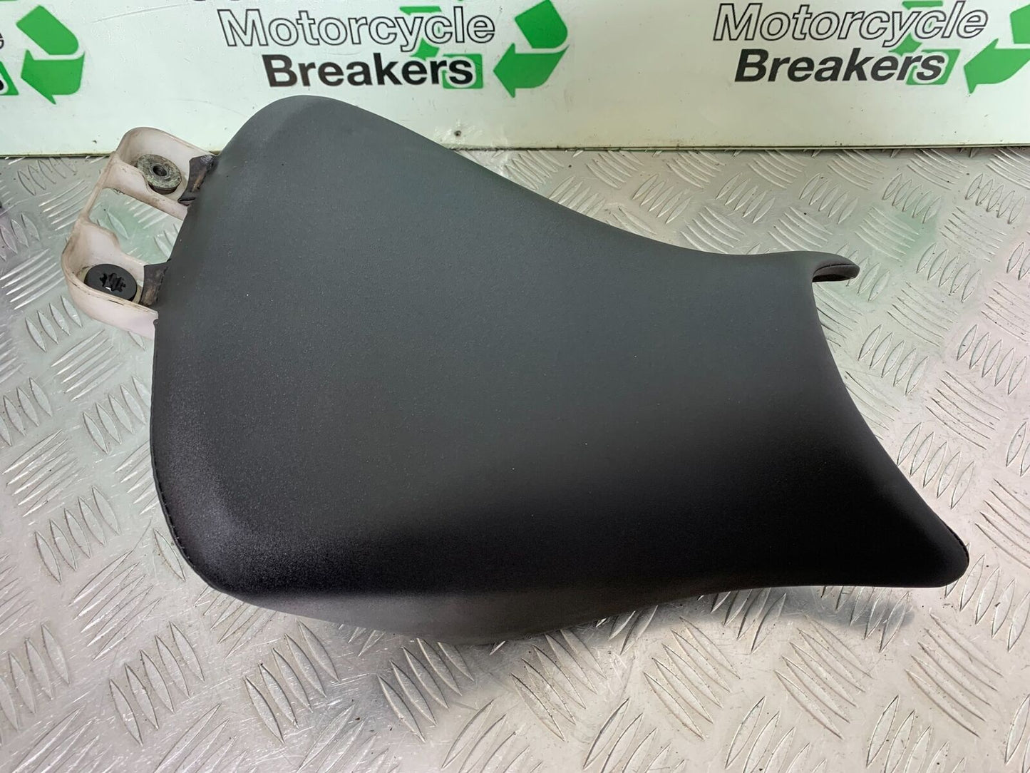 HONDA CBR500R CBR 500 R FRONT SEAT  YEAR 2012-16 (CMB1048)