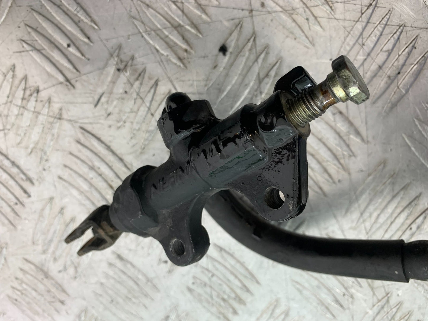 TRIUMPH 955i DAYTONA REAR MASTER CYLINDER  YEAR 2002-2006 (CMB1229)