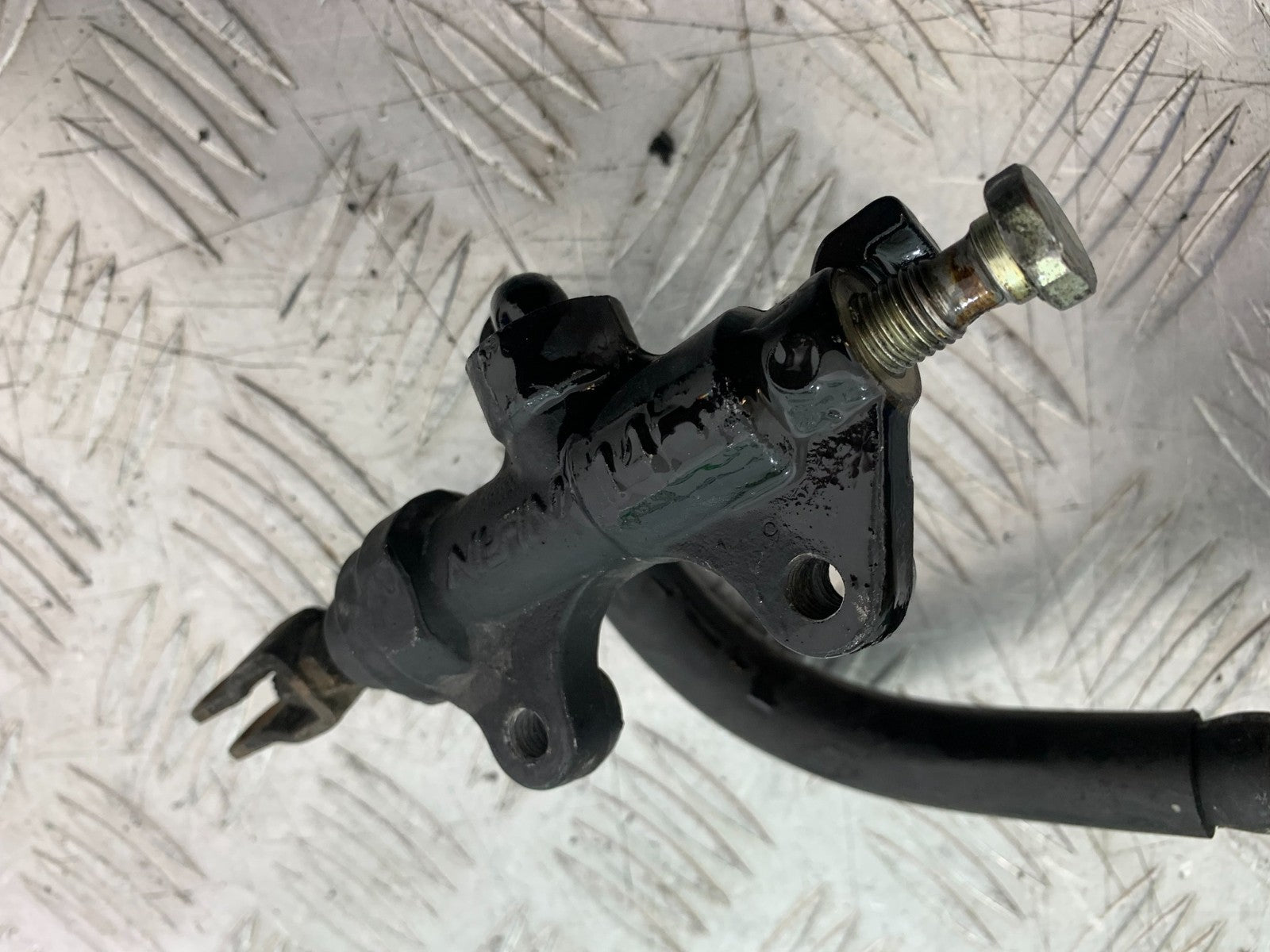 TRIUMPH 955i DAYTONA REAR MASTER CYLINDER  YEAR 2002-2006 (CMB1229)