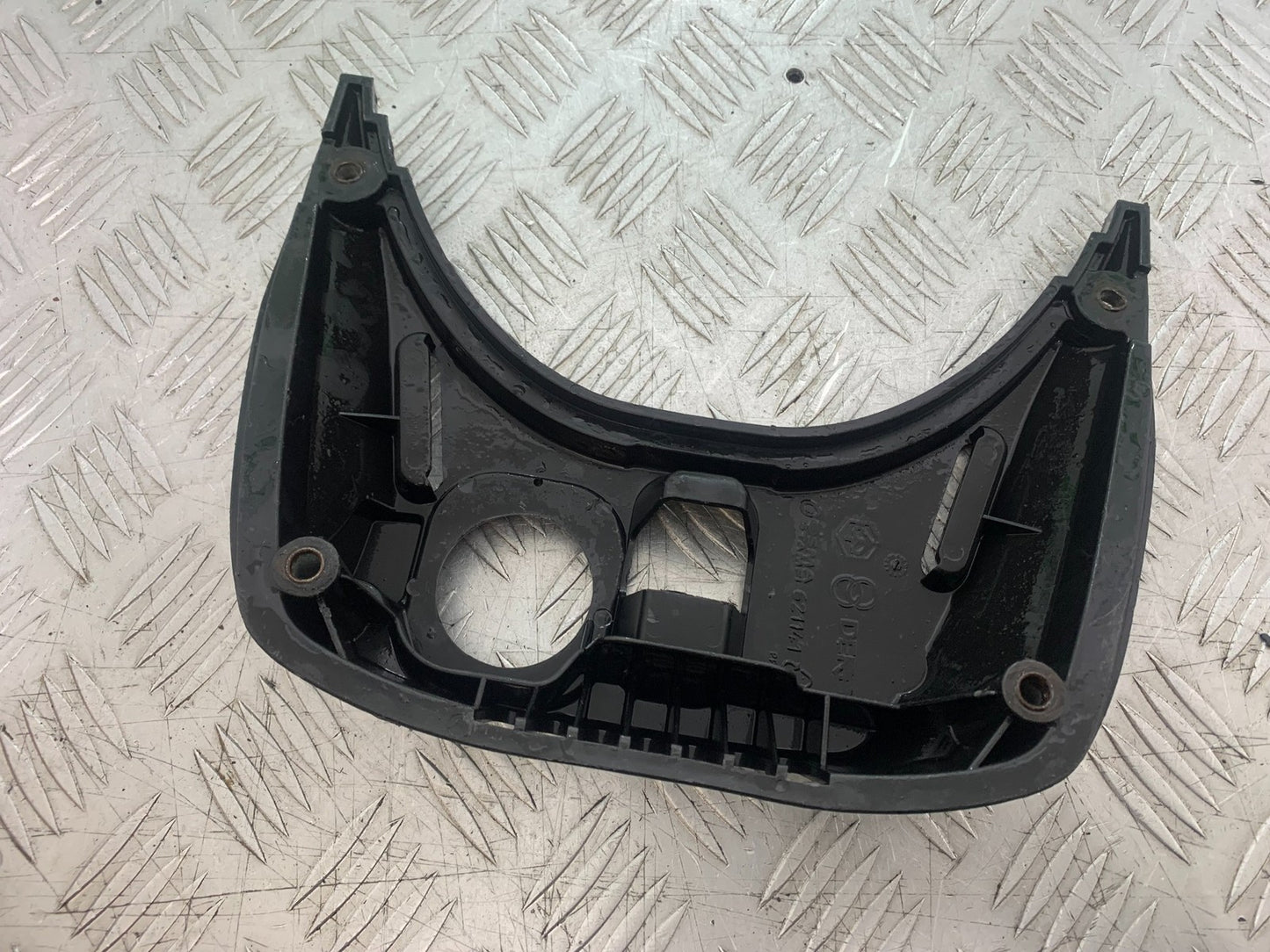 PIAGGIO VESPA GTS 125 PETROL CAP INFILL COVER YEAR 2009-14 (CMB1261)