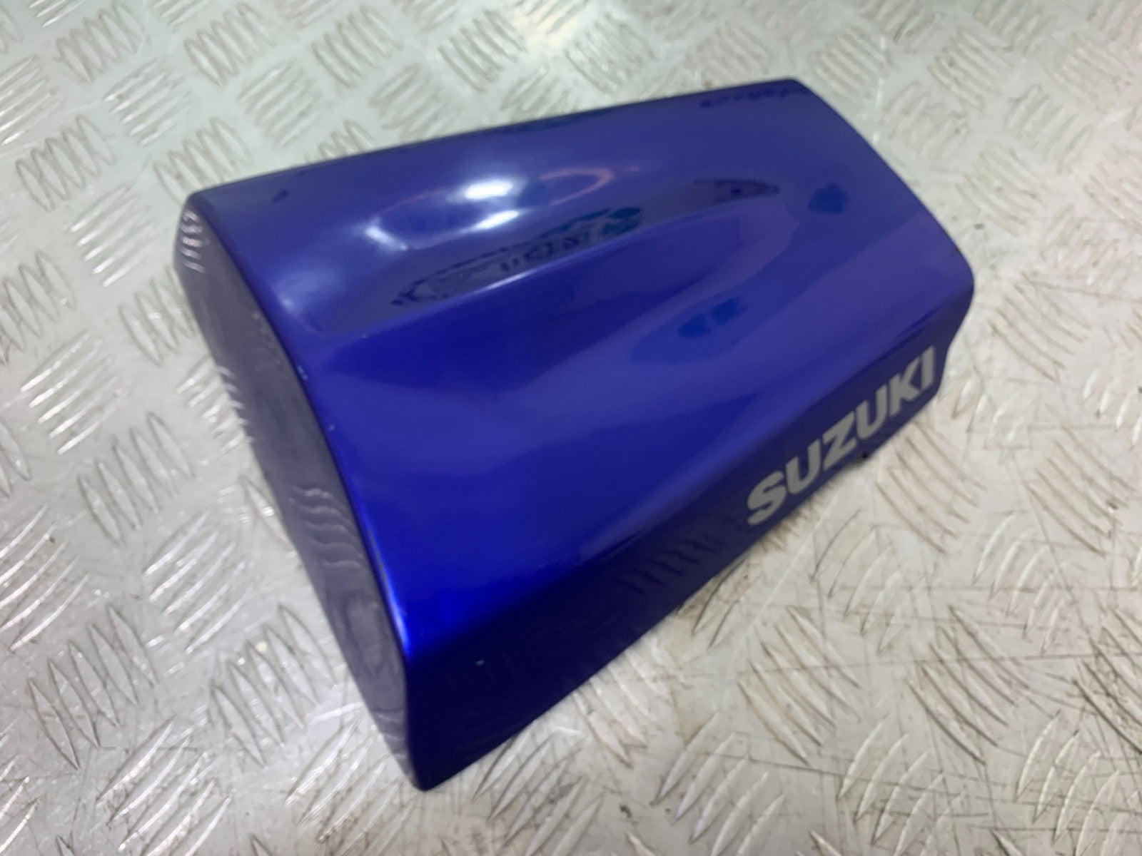 SUZUKI SV1000 SV 1000 REAR SEAT COWL YEAR 2003-2007 (CMB1293)
