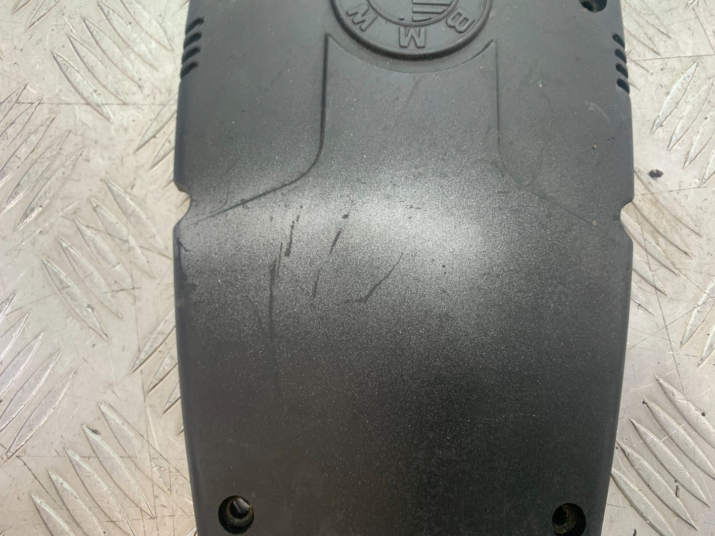 BMW R850 R R850R FRONT ENGINE COVER  YEAR 1994-2002 (CMB1170)