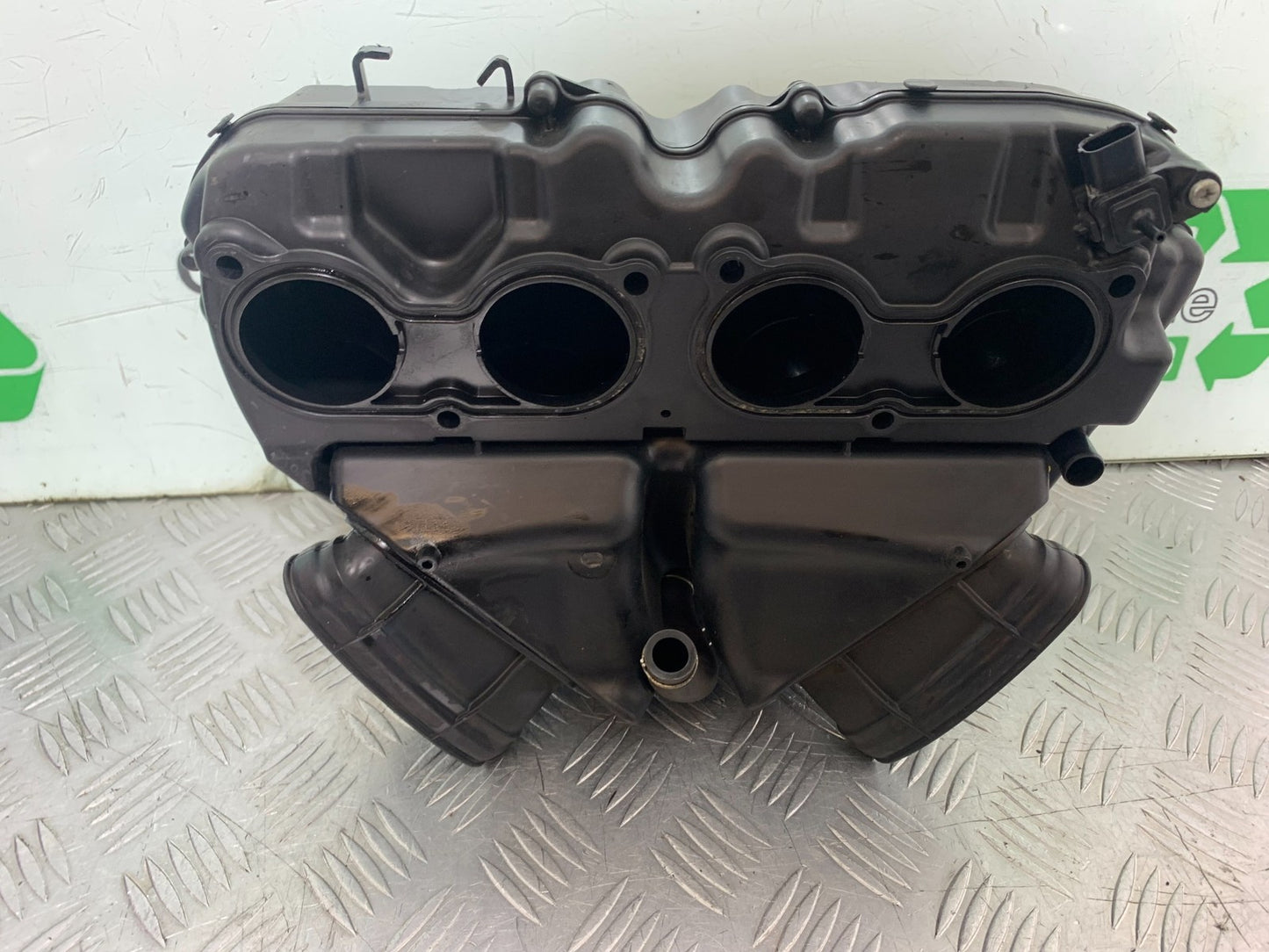 HONDA CBR1000 rr FIREBLADE AIRBOX  2008-2011 (CMB1253)