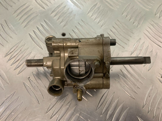 HONDA CBR1100 BLACKBIRD OIL PUMP   YEAR 1999-05 (STOCK 961)