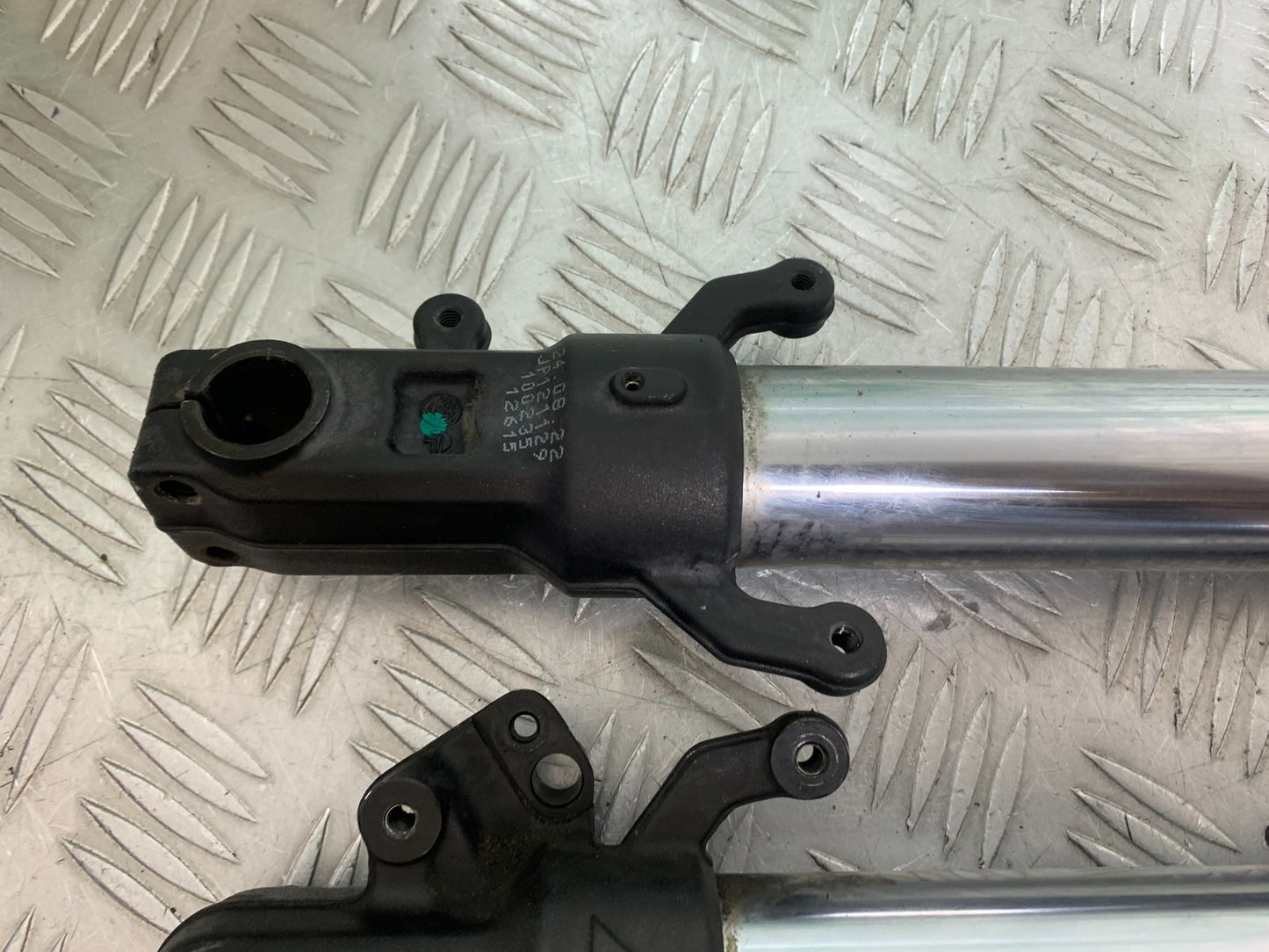 KTM DUKE 390 FORKS  YEAR 2017- 2023 (CMB1314)