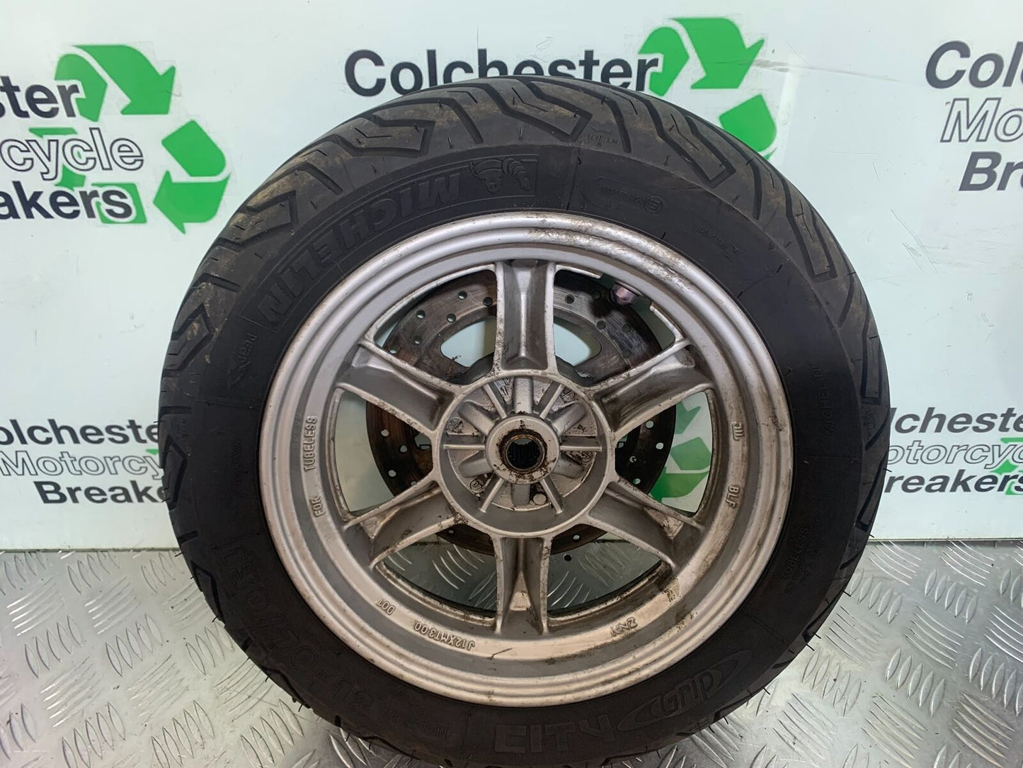 SUZUKI AN 200 UN 200 BURGMAN REAR WHEEL   YEAR 2007-09 (CMB1128)