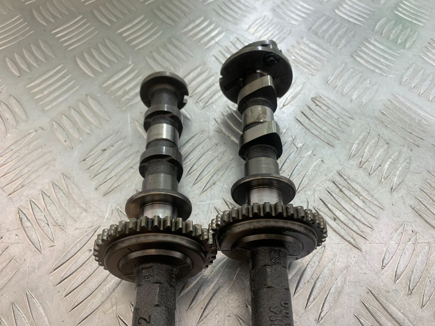 TRIUMPH THUNDERBIRD 1600 CAMSHAFTS  YEAR 2011 (CMB1107)