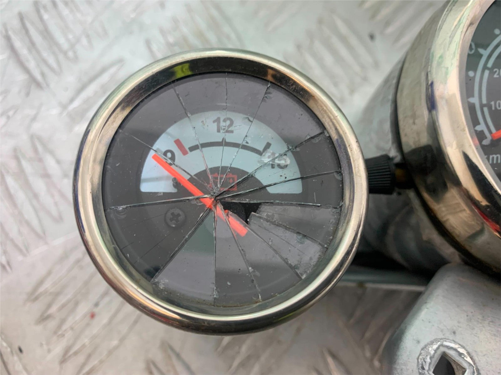 PIONEER NEVADA XF125 CLOCKS SPEEDO DASH  YEAR 2009 (CMB1214)