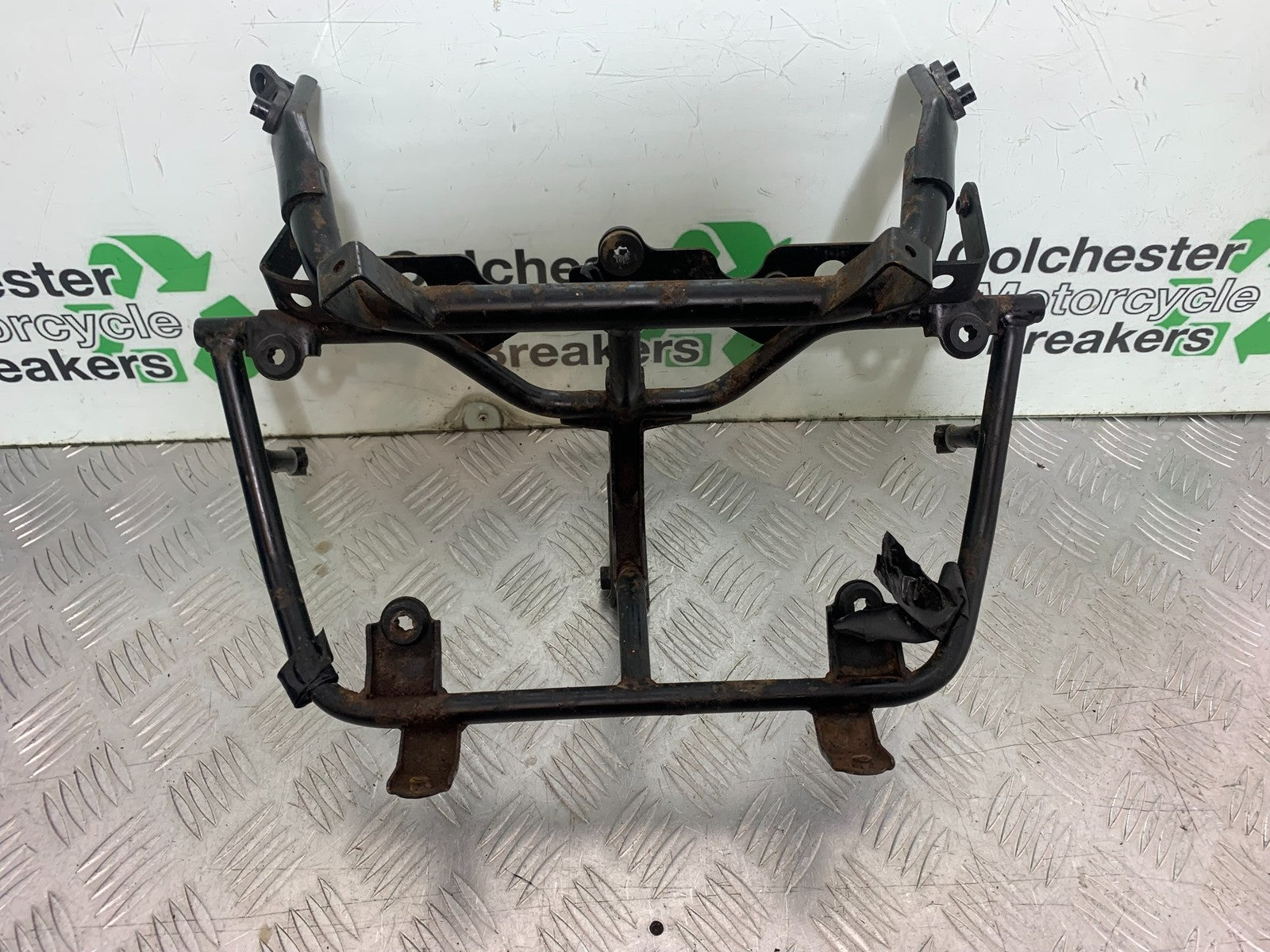 SUZUKI GSF600 GSF 600 BANDIT FAIRING BRACKET  2000-2004 (CMB1269)