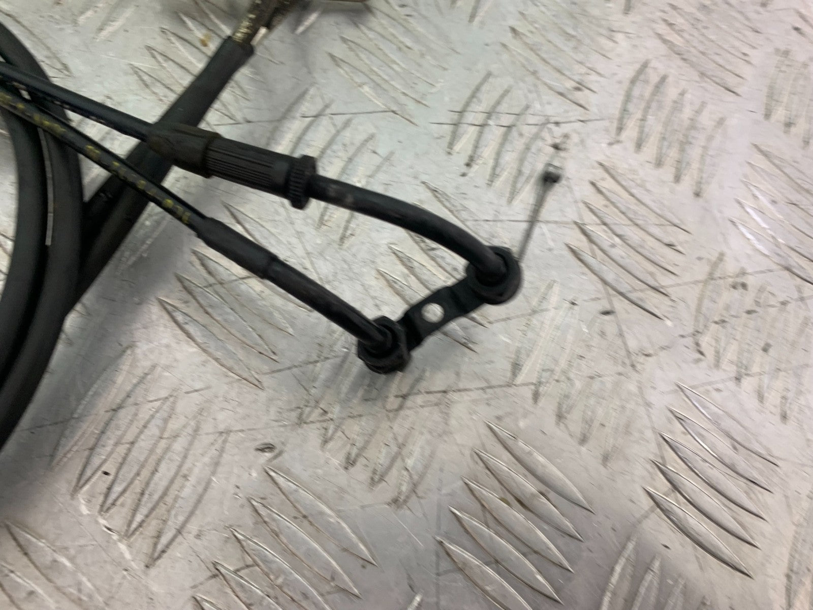 YAMAHA XMAX 250 XMAX 250 THROTTLE CABLE  YEAR 2006-09 (CMB1201)