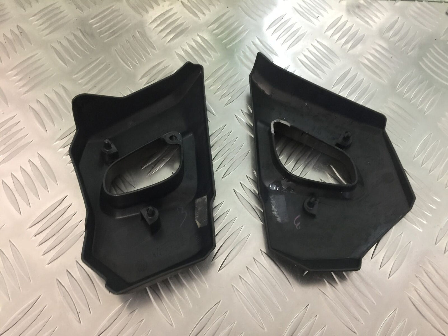 KAWASAKI VN 650 VULCAN LEFT & RIGHT INFILLS  YEAR 2017-2021 (STOCK 924)