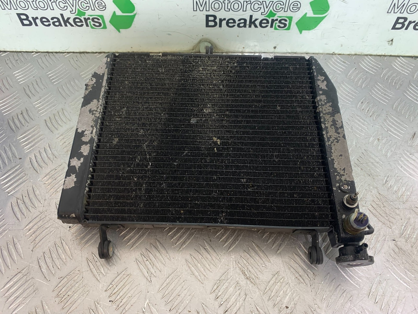 YAMAHA YZF R1 4XV RADIATOR  YEAR 1998-99 (CMB1291)