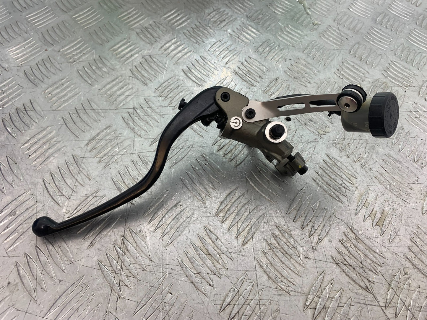 DUCATI 1198 S CLUTCH MASTER CYLINDER  YEAR 2009-2011 (CMB1219)