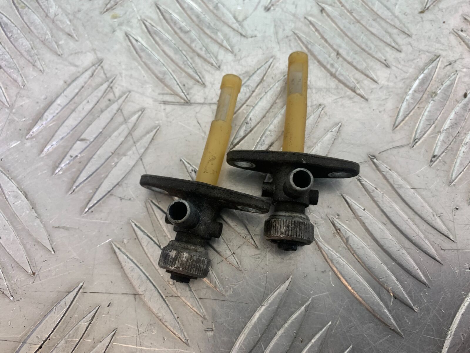 KTM 990 SUPERMOTO T PETROL TAPS  YEAR 2010-2011  (CMB1127)