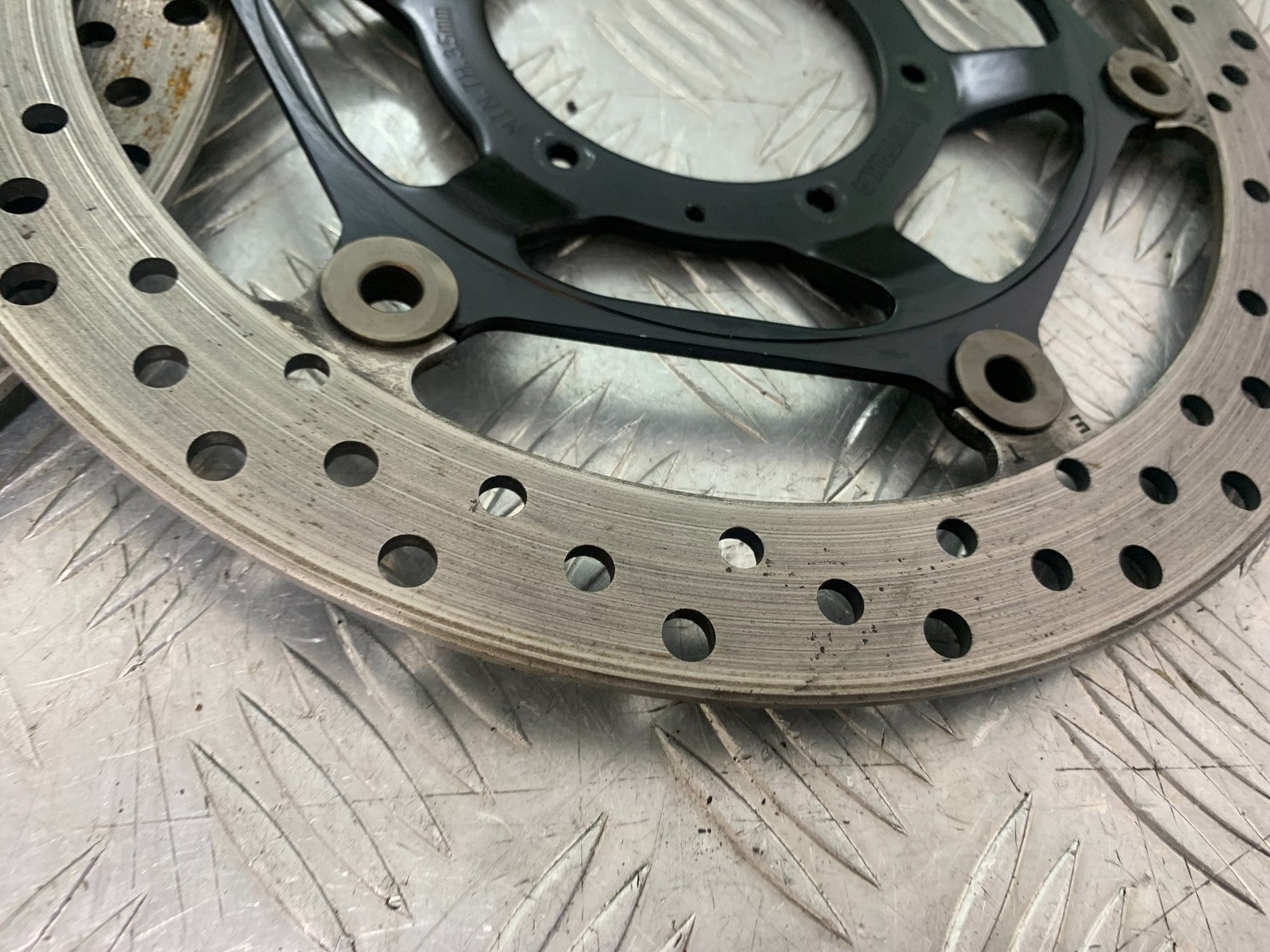 HONDA CBR1000 rr FIREBLADE FRONT BRAKE DISCS   YEAR 2012-2016 (CMB1198)
