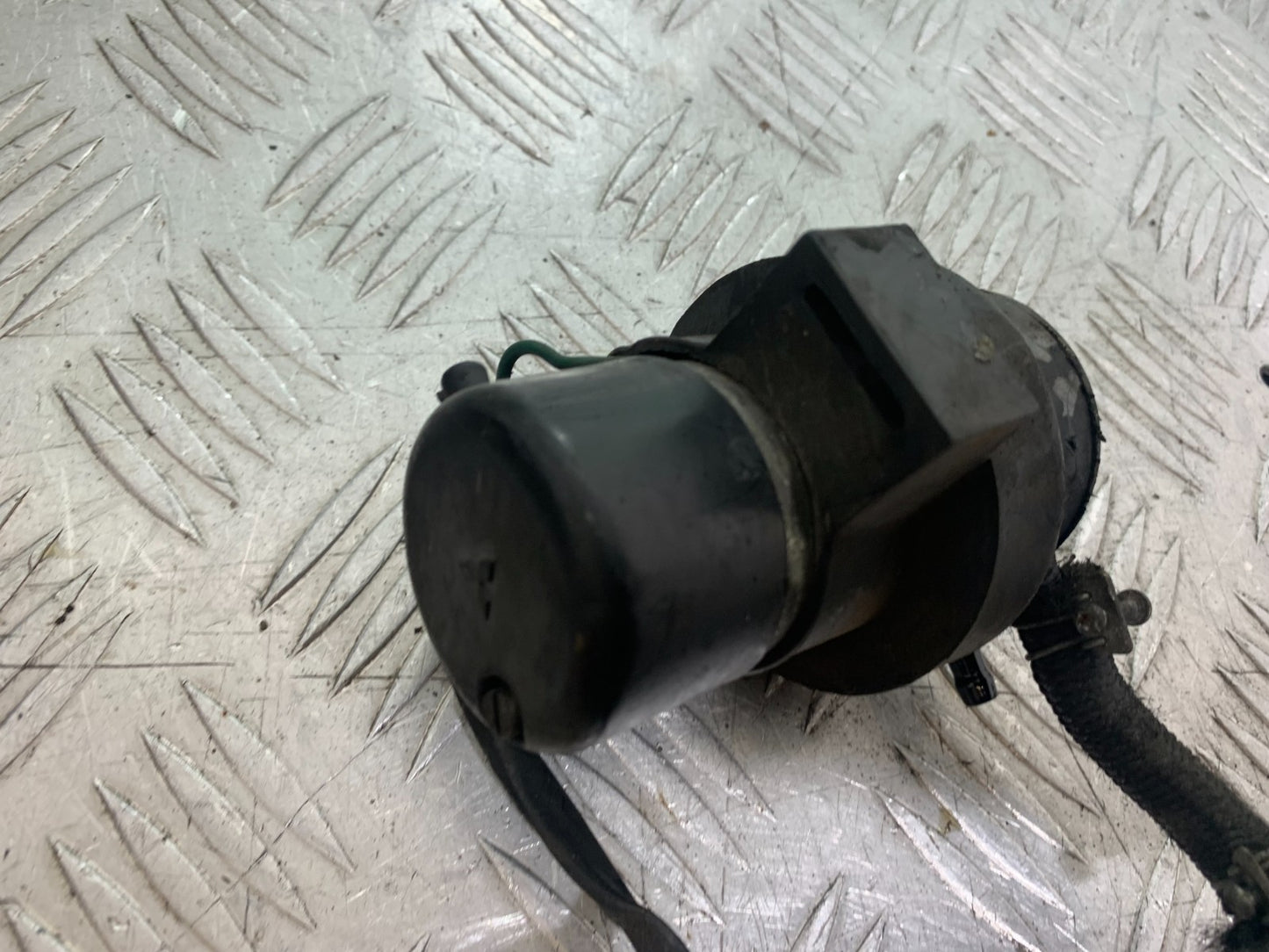 HONDA VT700 VT 700 SHADOW PETROL PUMP  YEAR 1984-85 (CMB1328)