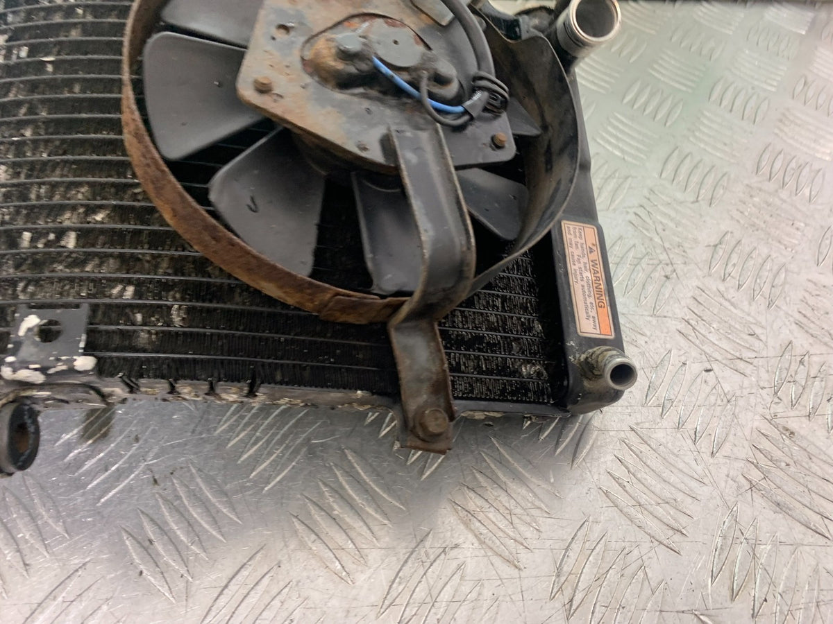 SUZUKI GSXR600 GSXR 600 SRAD RADIATOR AND FAN  YEAR 1997-2000 (CMB1276)