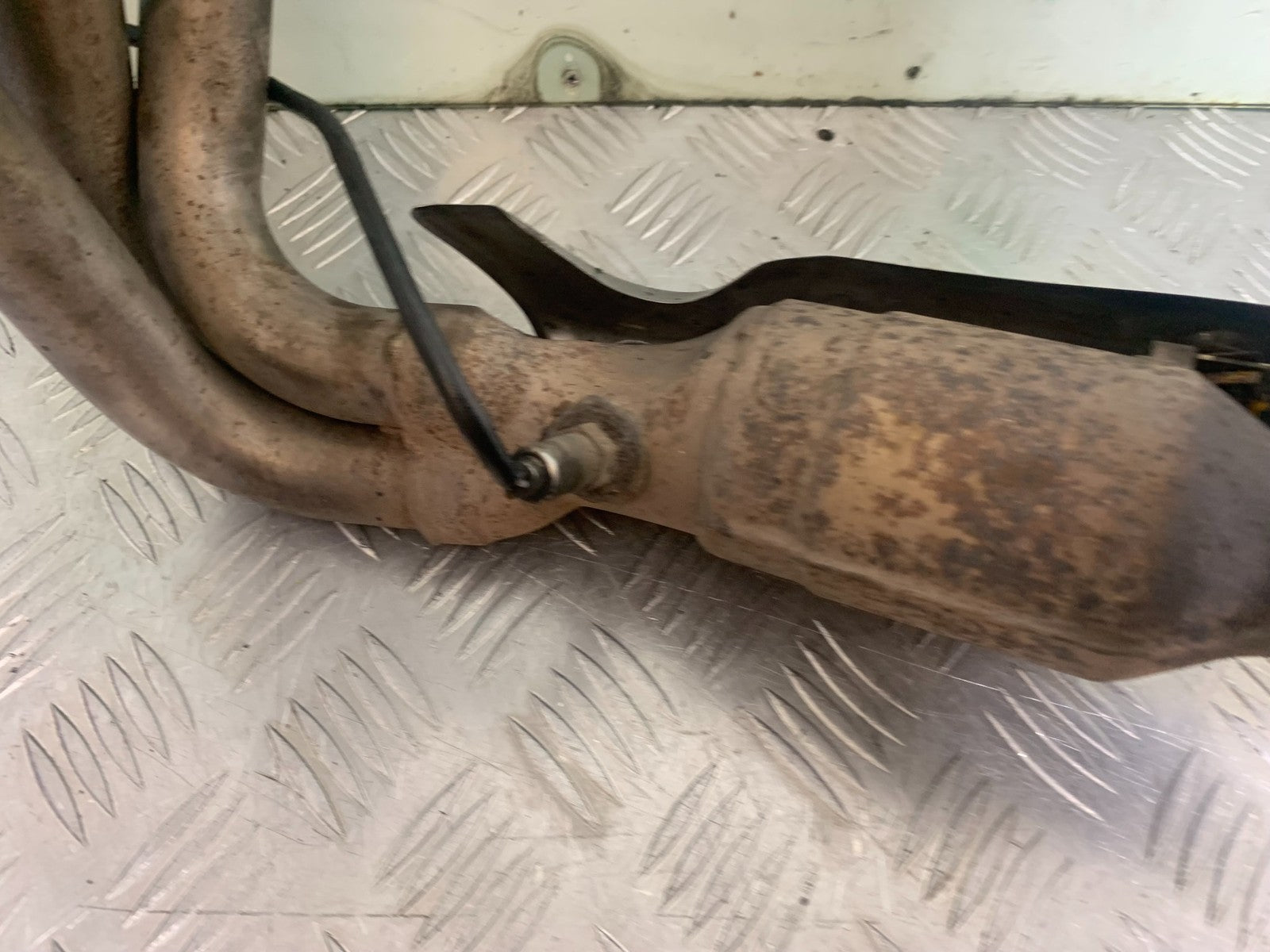 TRIUMPH 675 STREET TRIPLE EXHAUST DOWNPIPES  2013-2016 (CMB1186)