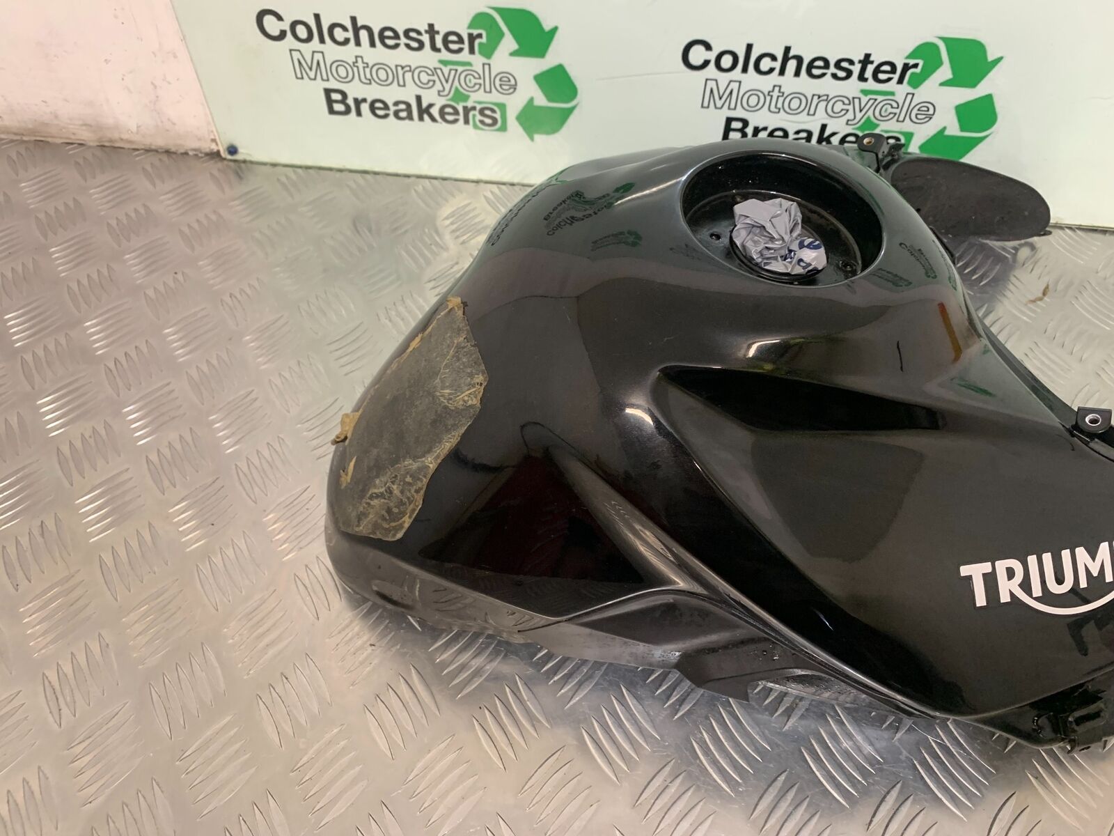 TRIUMPH TIGER 800 XCX PETROL TANK YEAR 2015-2017  (STOCK 966)