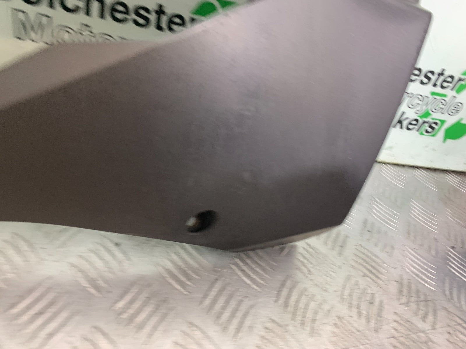 KAWASAKI GTR1400 GTR 1400 LEFT BELLY PAN YEAR 2007-2009 (CMB1306)