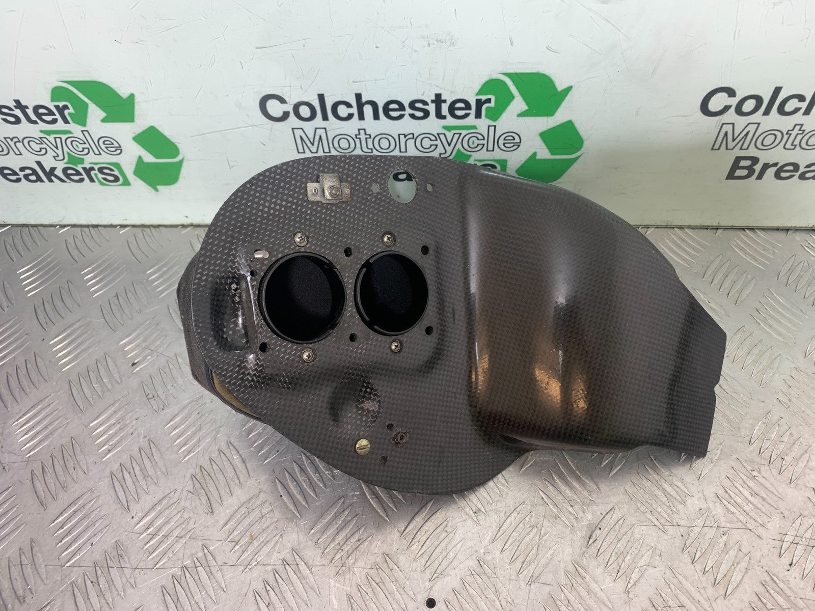 APRILIA RSV1000 R FACTORY MILLE PIPERCROSS AIRBOX  2004-09 (CMB1203)