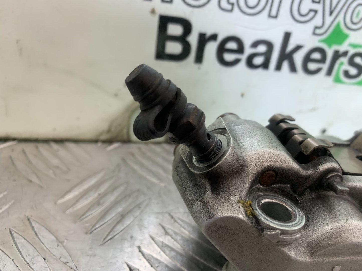 KTM 690 DUKE R LC4 FRONT BRAKE CALIPER YEAR 2012-2015  (CMB1180)
