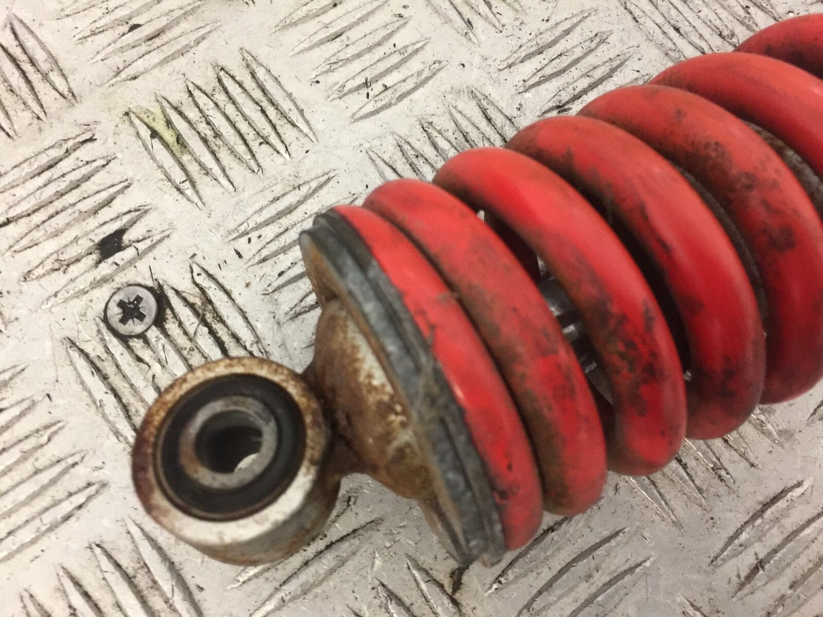HONDA CBR125 CBR 125 REAR SHOCK  YEAR 2004-06  (STOCK 688)