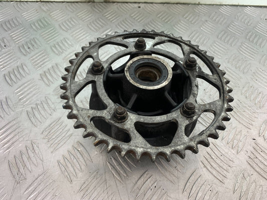 TRIUMPH 955i DAYTONA REAR SPROCKET CARRIER  YEAR 2002-2006 (CMB1229)