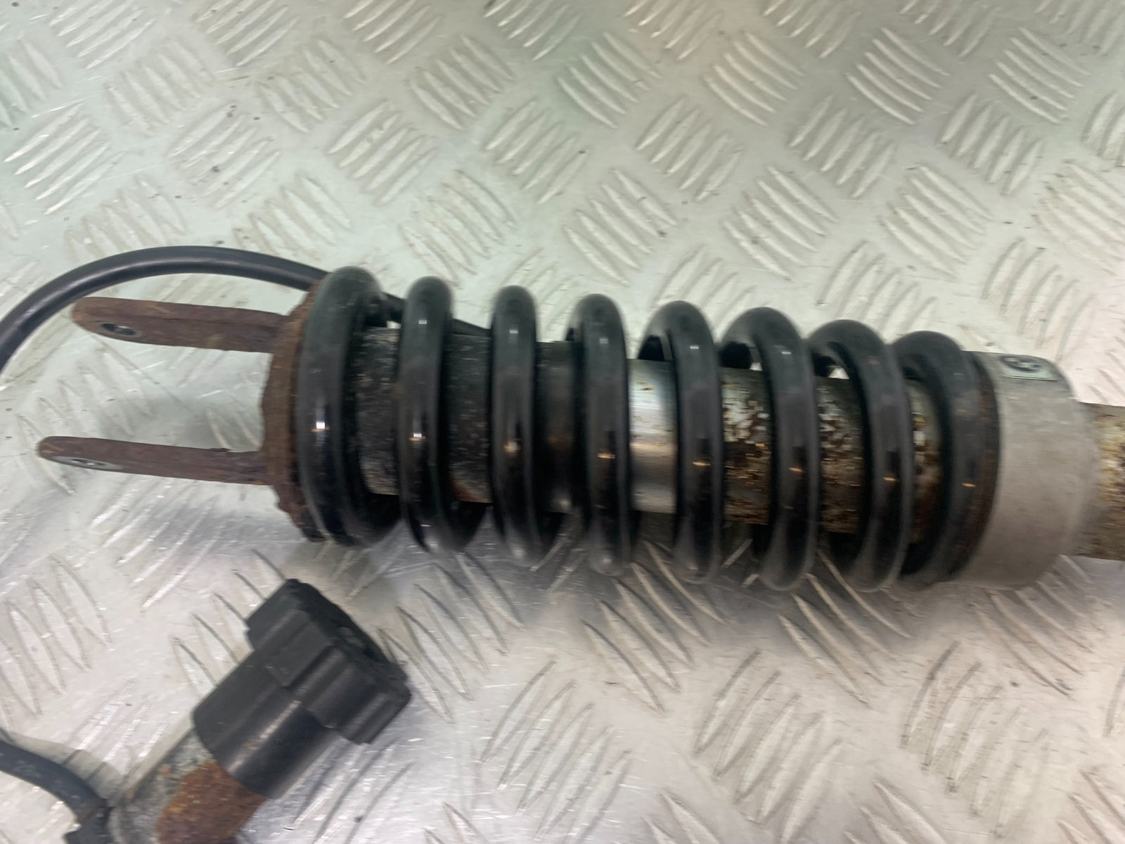 BMW K1200 K 1200 LT REAR SHOCK YEAR 1999-07 (CMB1138)