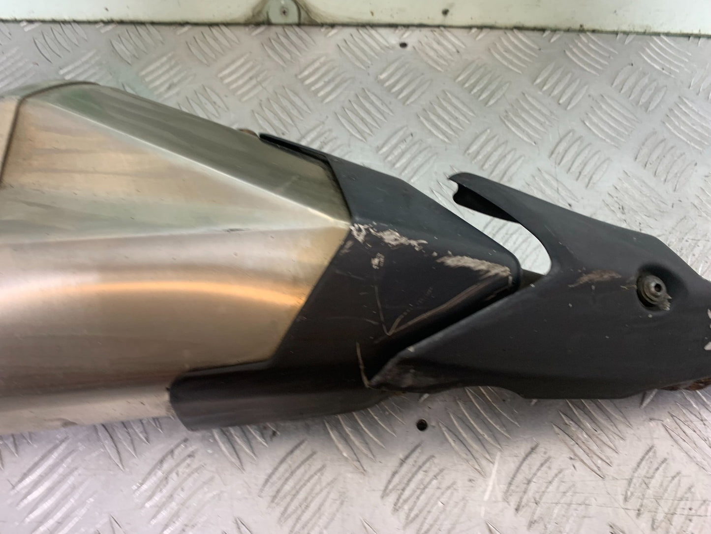 KAWASAKI Z1000 SX RIGHT SILENCER  YEAR 2014-16 (CMB1264)