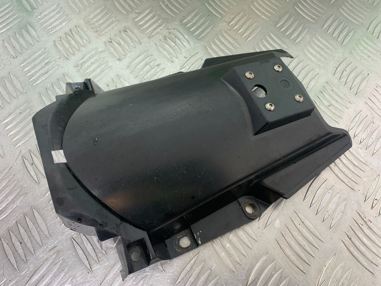 HONDA CBR1000 rr FIREBLADE UNDERTRAY   2008-2011 (CMB1037)