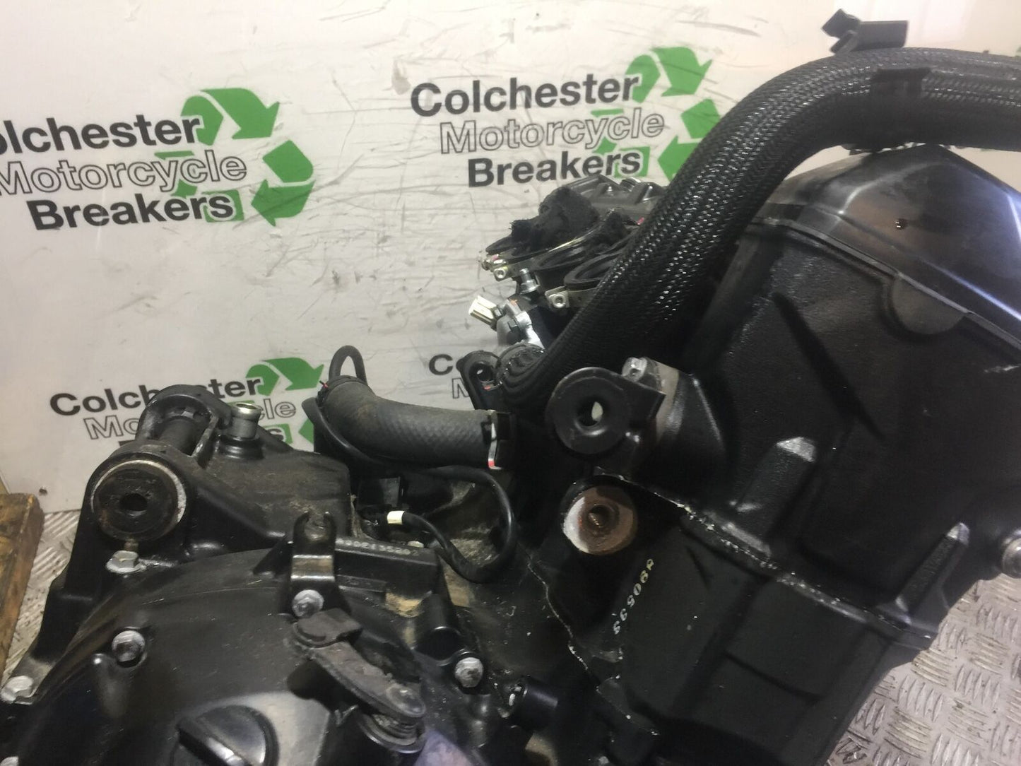 KAWASAKI NINJA 1000 SX ENGINE (1016 MILES)  YEAR 2019  (STOCK 823)