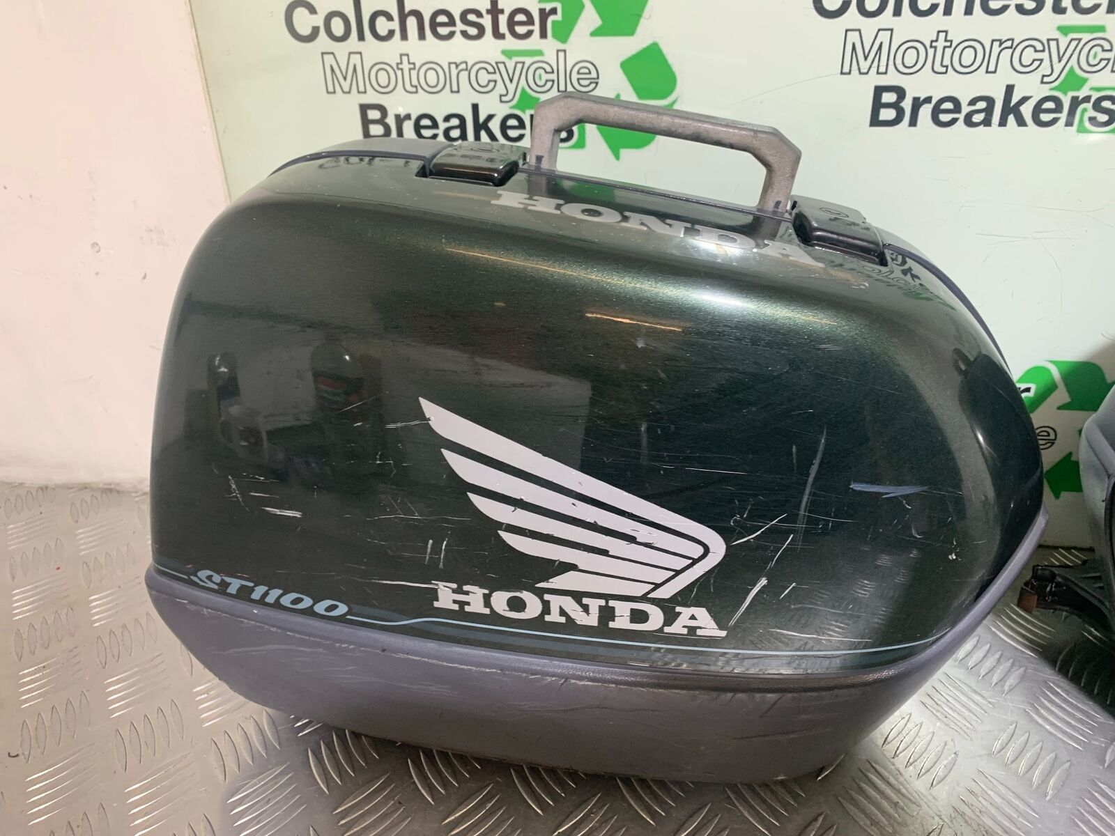 HONDA ST1100  PAN EUROPEAN LEFT AND RIGHT PANNIERS YEAR 1993-2001 (CMB1096)