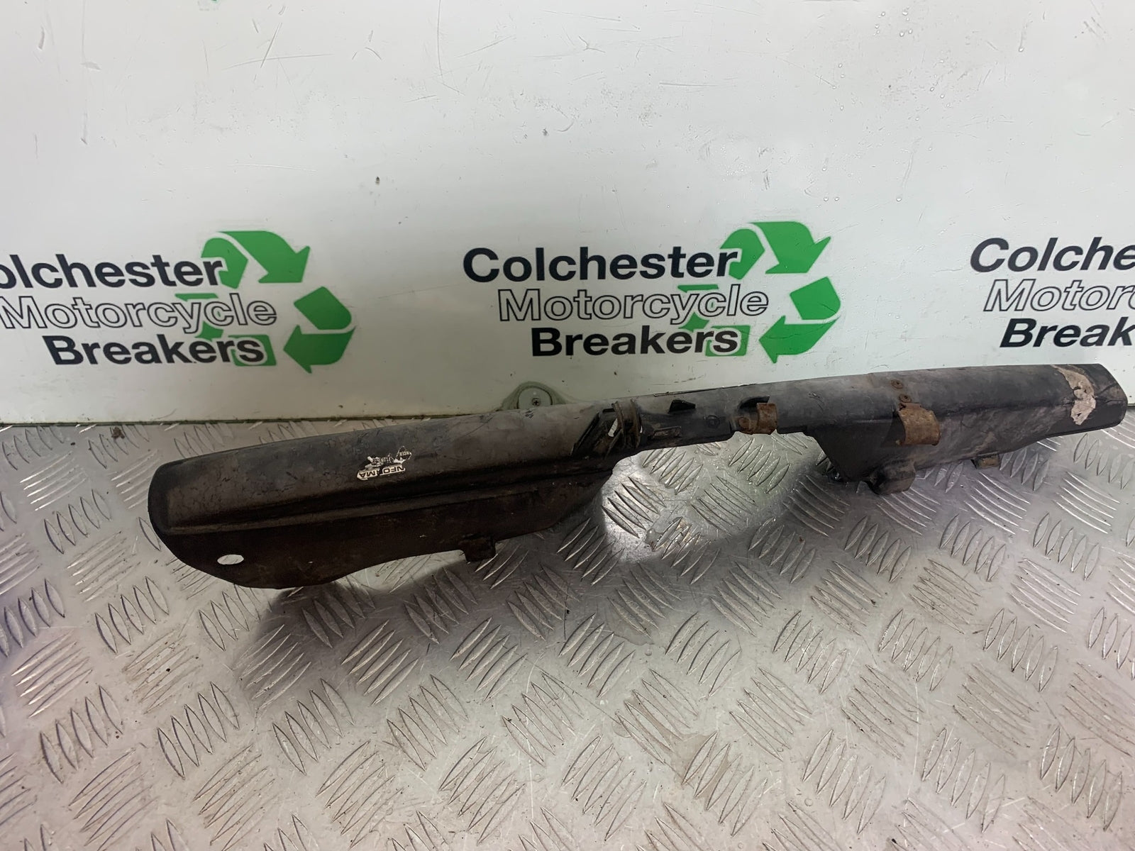 HONDA VFR750 VFR 750 CHAIN GUARD   YEAR 1994-1997 (CMB1156)