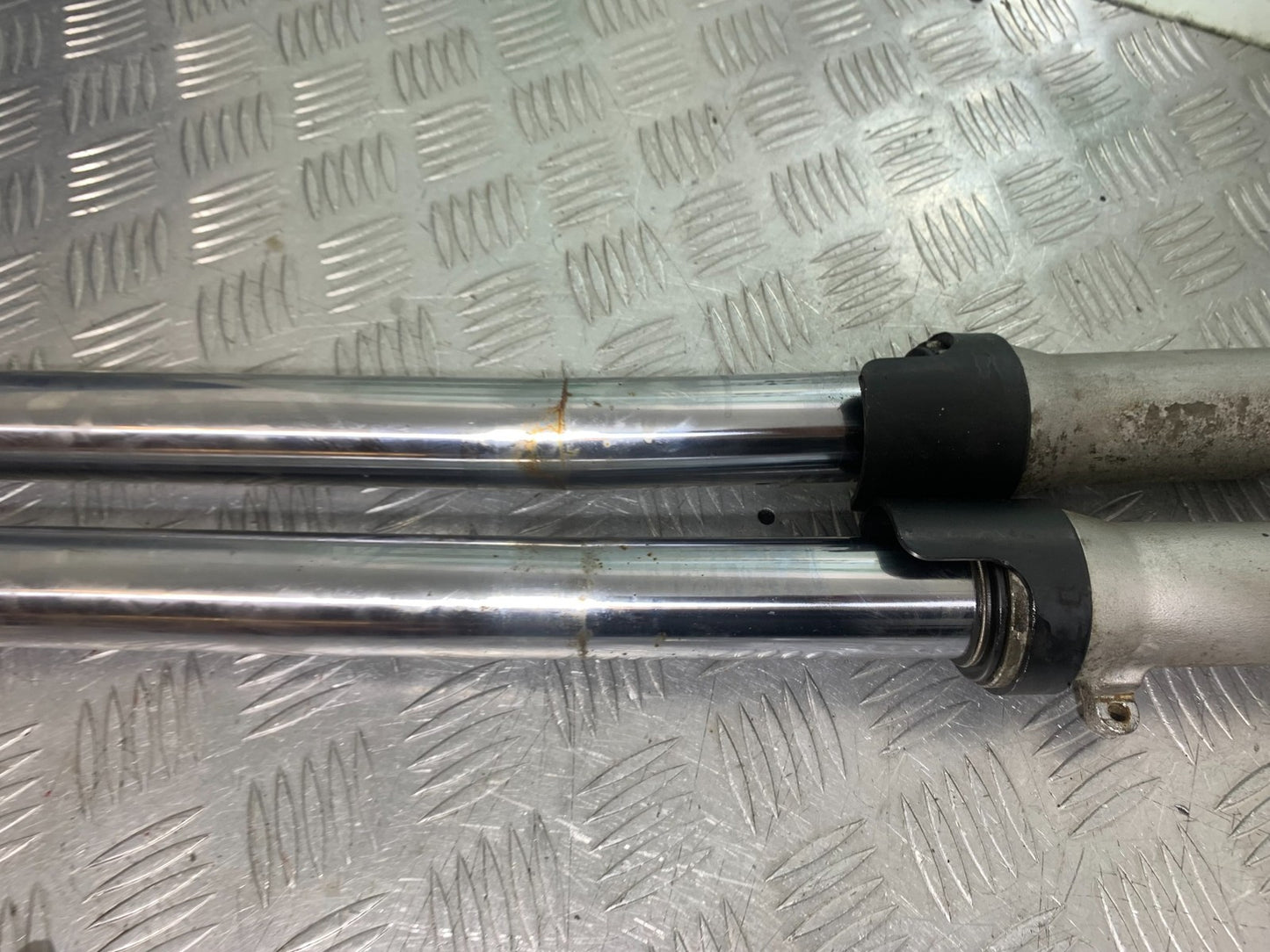 HONDA CBR600 CBR 600 FX FY FORKS (BENT SOLD AS PARTS)   YEAR 1999-2000 (CMB1287)