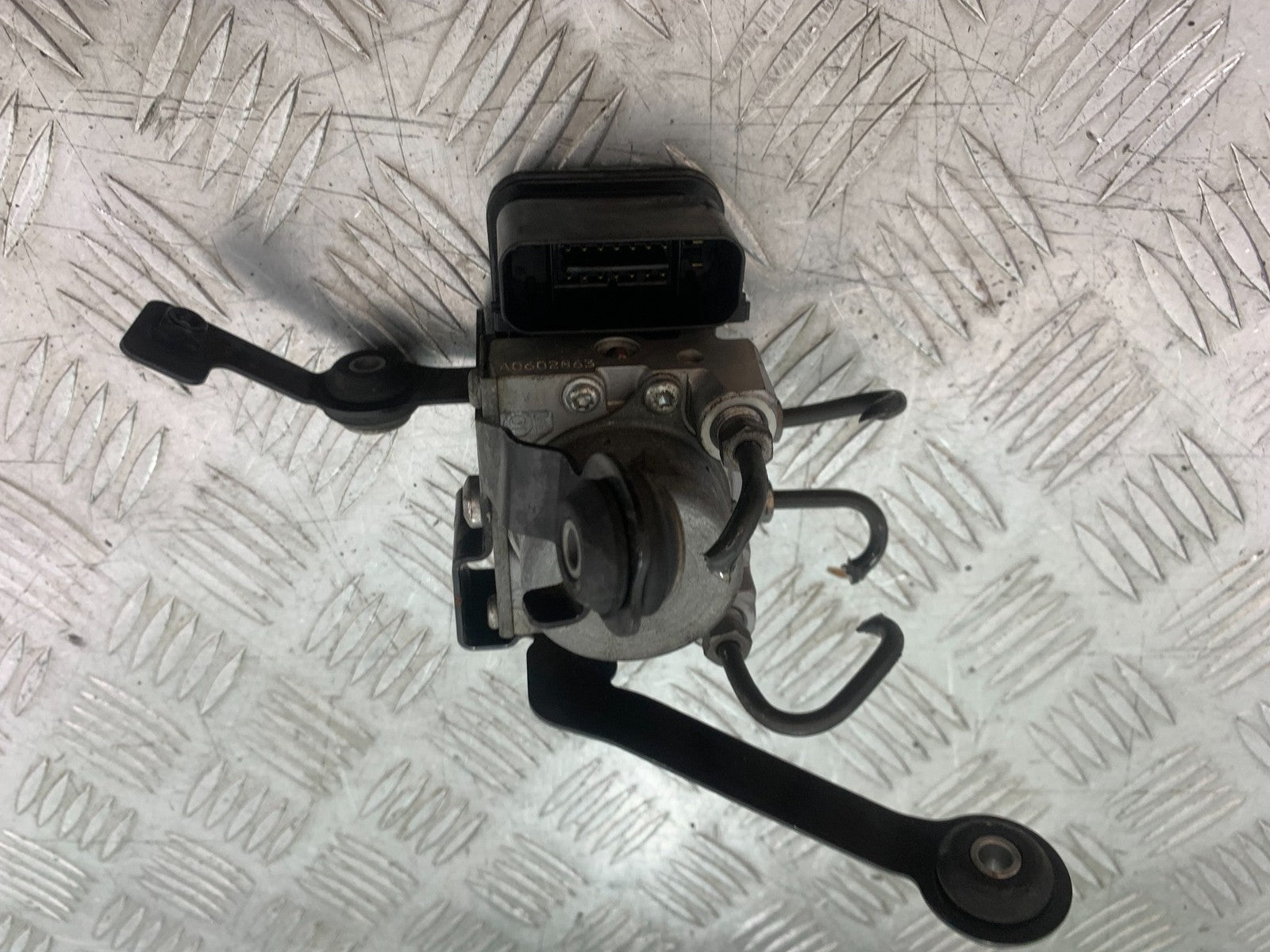 TRIUMPH TIGER 800 XRT ABS PUMP 2018-2020 (CMB1193)