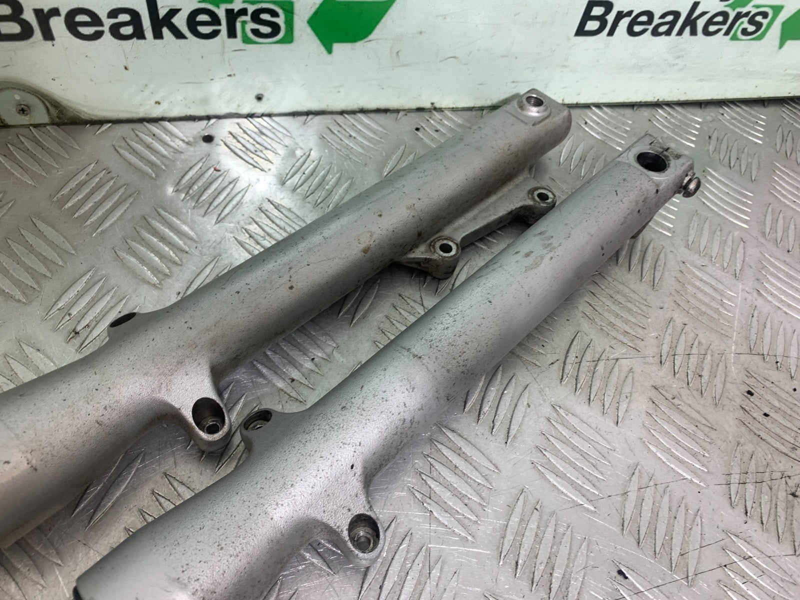 HONDA XL125 VARADERO FORKS   YEAR 2001-2006  (CMB1210)