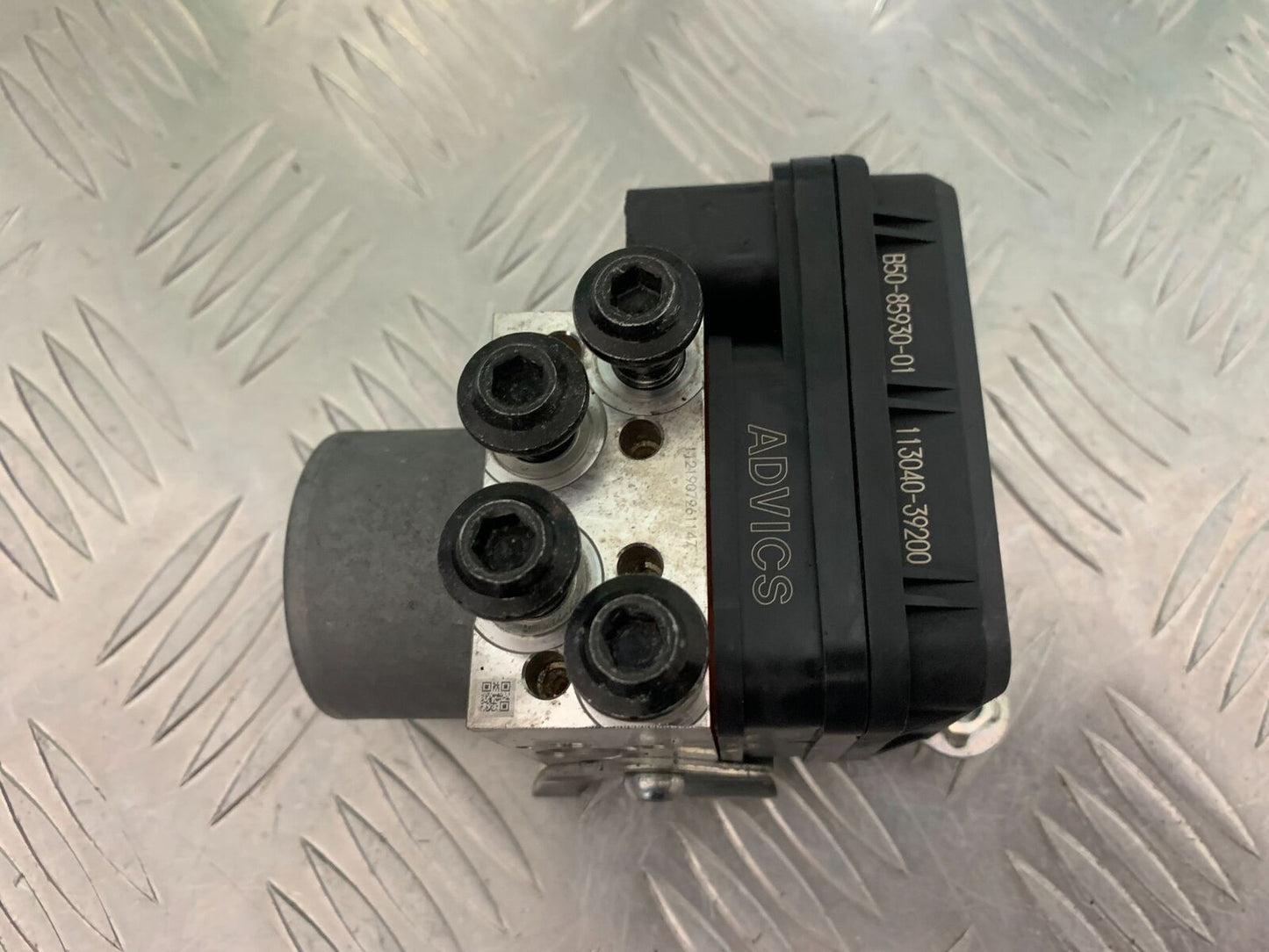 YAMAHA MT09 MT-09 TRACER 900 GT ABS PUMP YEAR 2018-2020 (STOCK 982)
