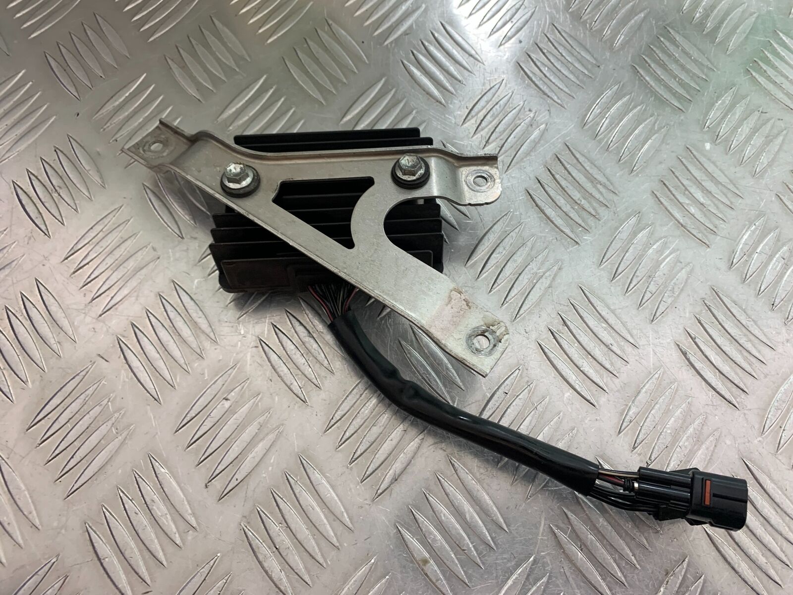 SUZUKI GSXR1000 GSXR 1000 REGULATOR   2009-2016 (CMB1049)