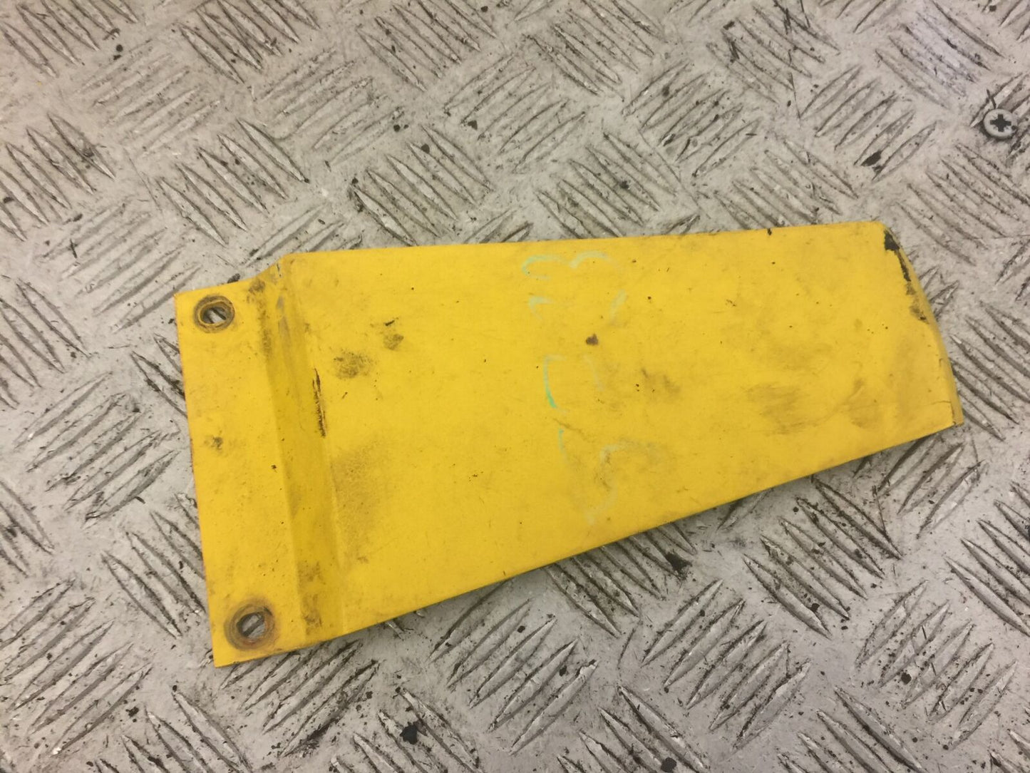 SUZUKI RF600 RF 600 TAIL PIECE JOINER   YEAR 1996 (STOCK 679)