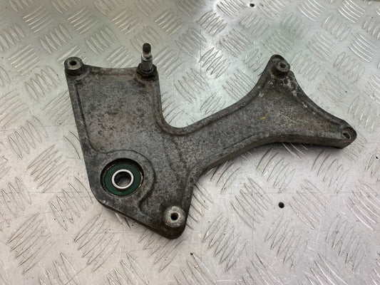 PIAGGIO VESPA GT125 L EXHAUST BRACKET  YEAR 2003 (CMB1300)